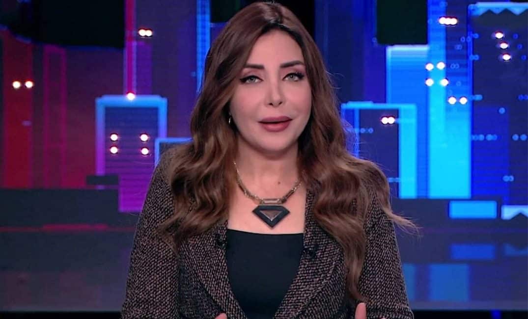 صحفية مصرية تفر مذعورة من الاستوديو على الهواء (فيديو)