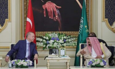 الملك السعودي يستقبل الرئيس أردوغان في جدة