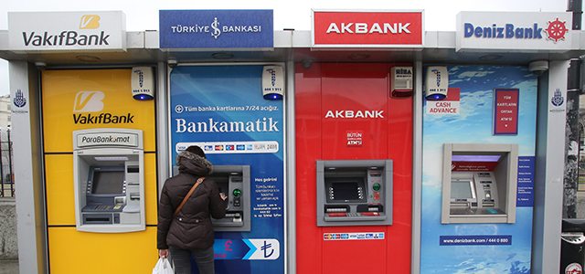 فتح حساب بنكي في تركيا لغير المقيمين ، أفضل بنك في تركيا للسحب