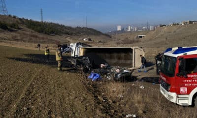 حادث مروع في أنقرة: شاحنة قطران تدهس شاحنة صغيرة وتسبب فاجعة!